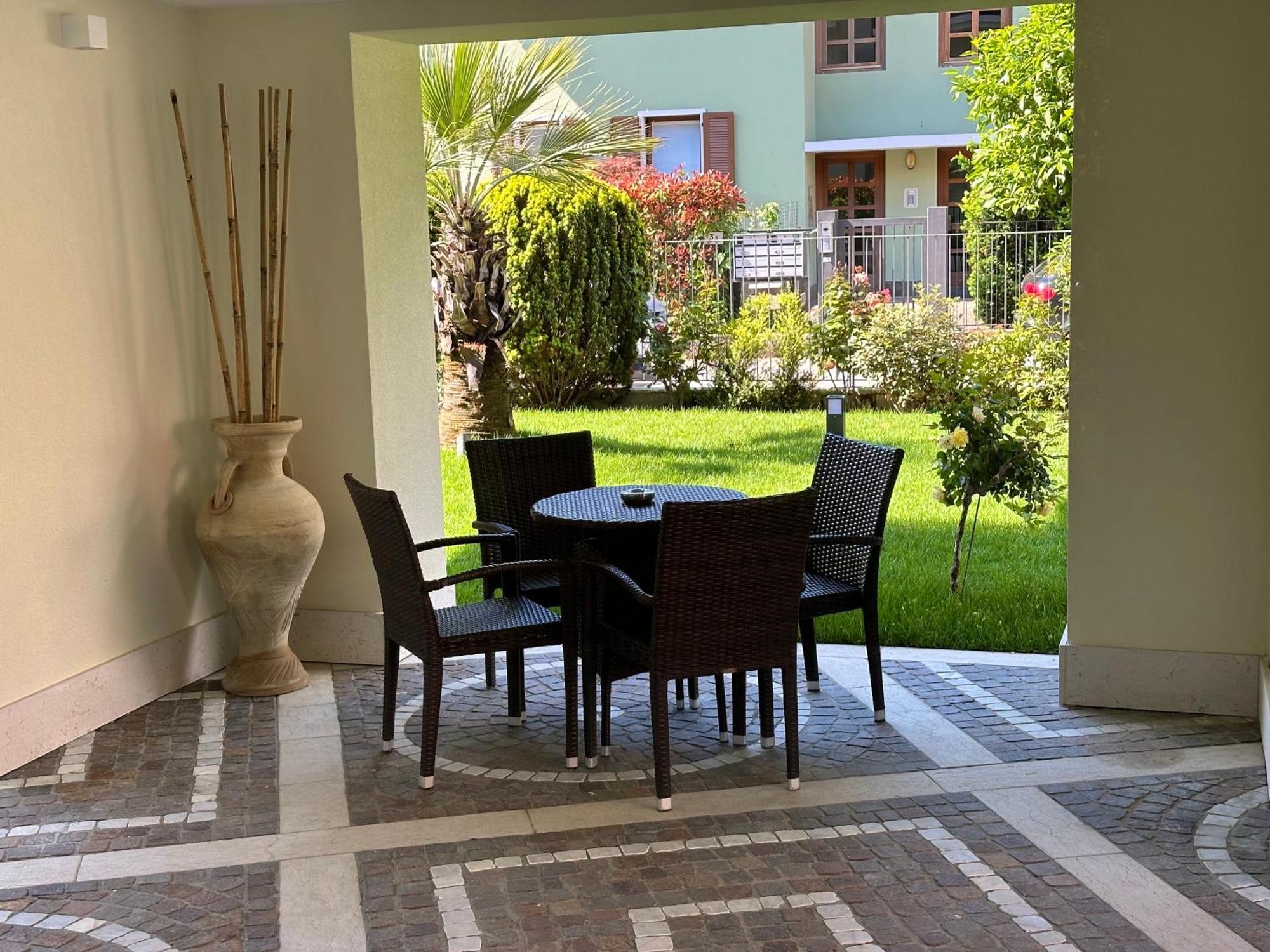 Residence Villa Dalila - Appartamento Dalila Riva del Garda Kültér fotó