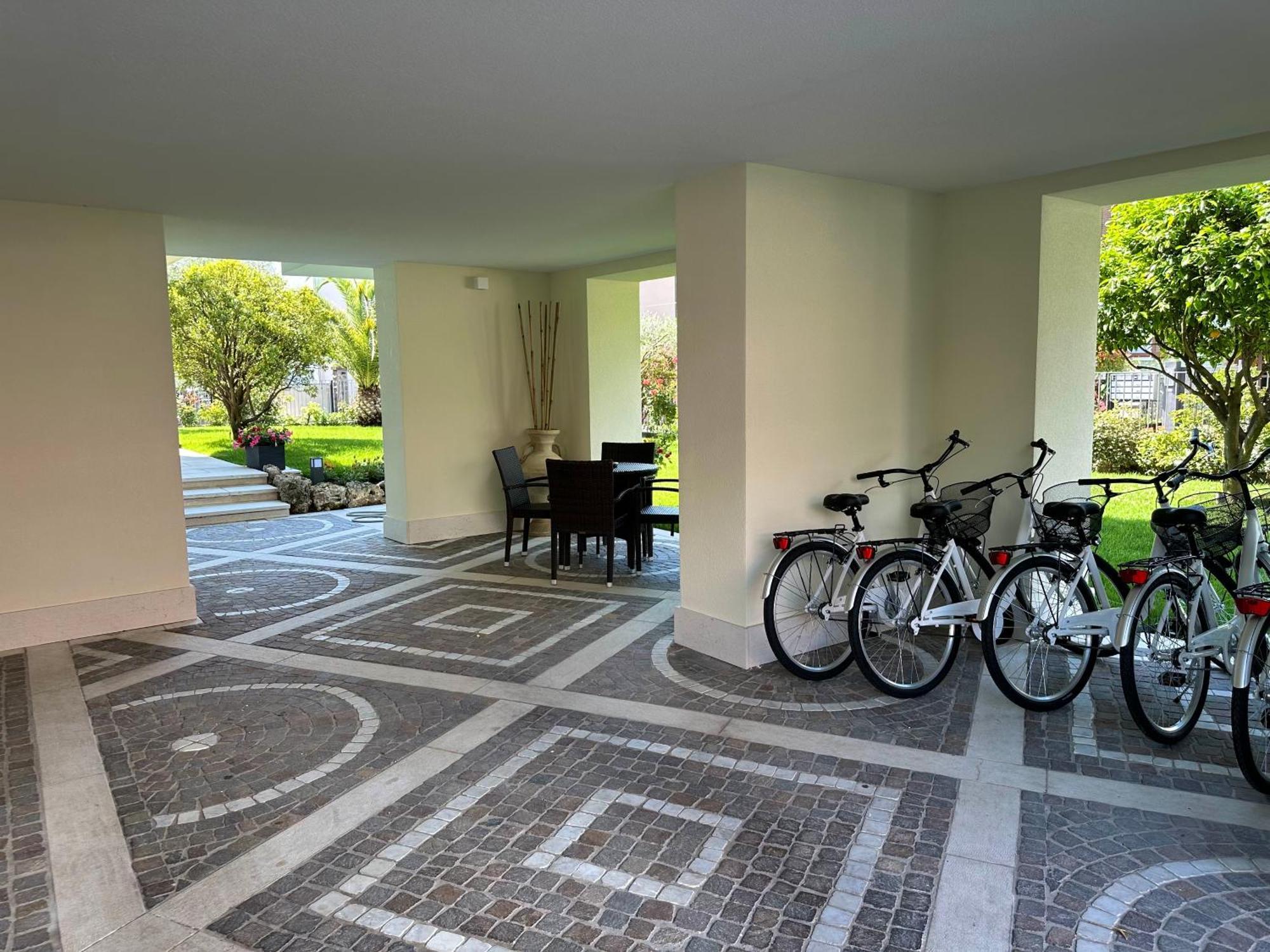 Residence Villa Dalila - Appartamento Dalila Riva del Garda Kültér fotó