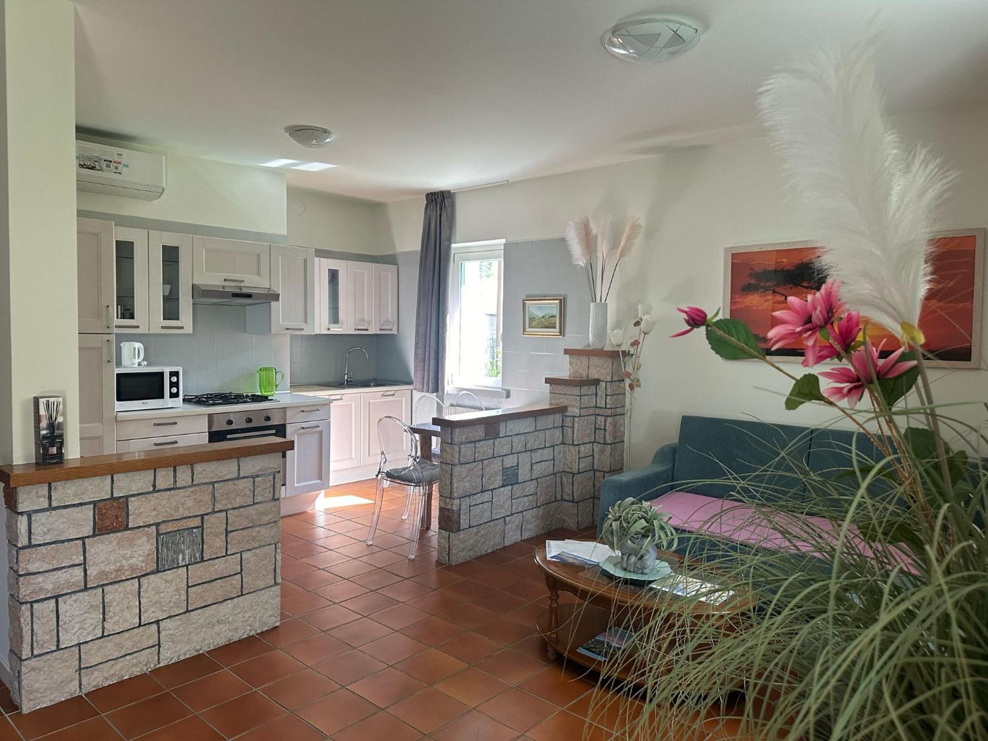 Residence Villa Dalila - Appartamento Dalila Riva del Garda Kültér fotó